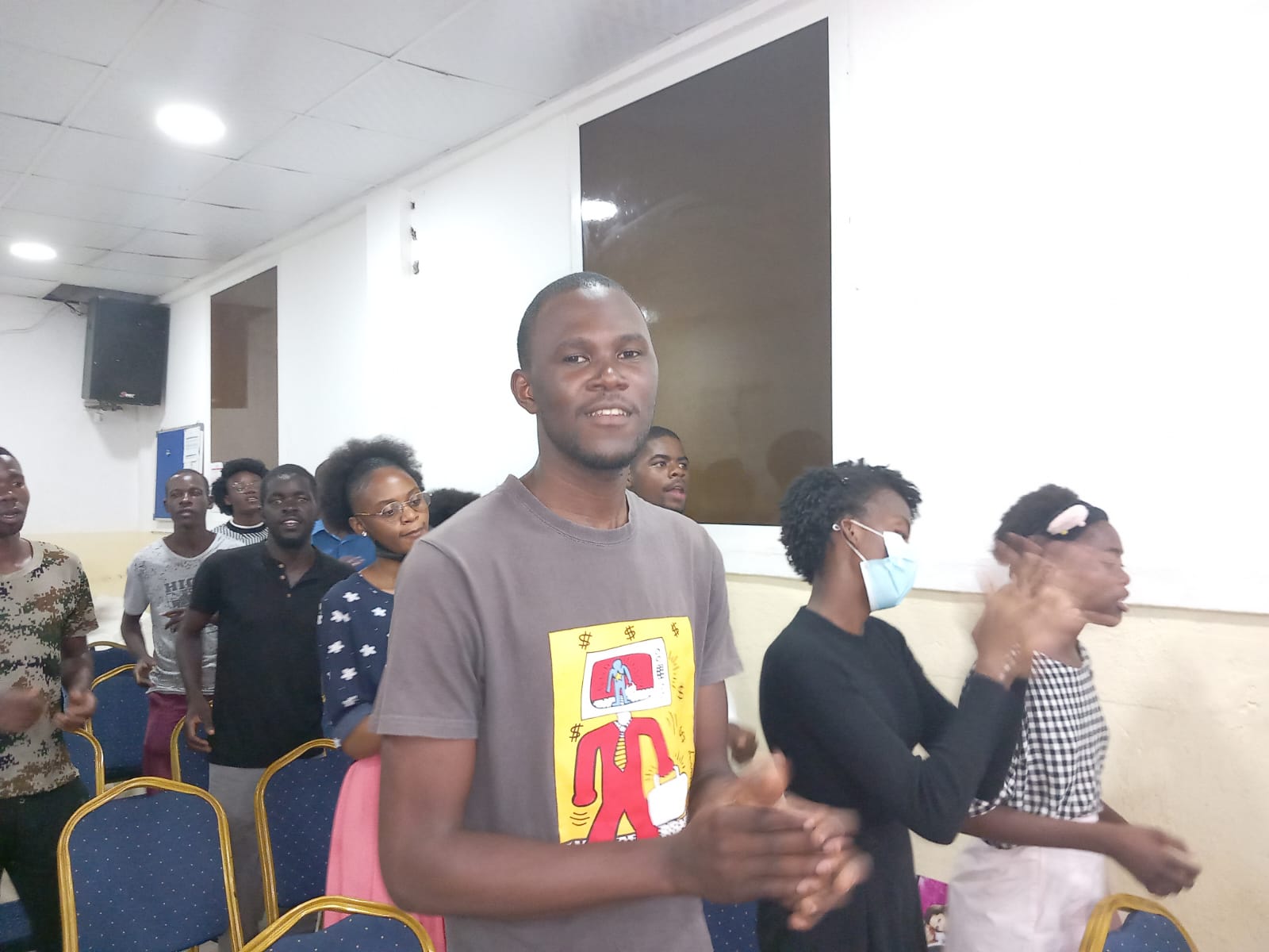 culto da juventude 4